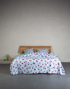 ESSENZA & CO Zesty cherry Ijsblauw Dekbedovertrekset 240 x 220 cm