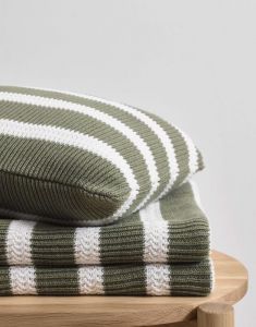 Marc O'Polo Structure knit Garden green Sierkussen 30 x 50 cm