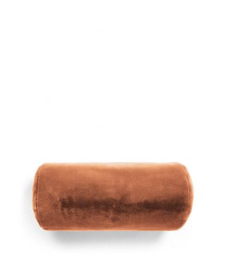 ESSENZA Furry Oranje Neckroll 22 x 50