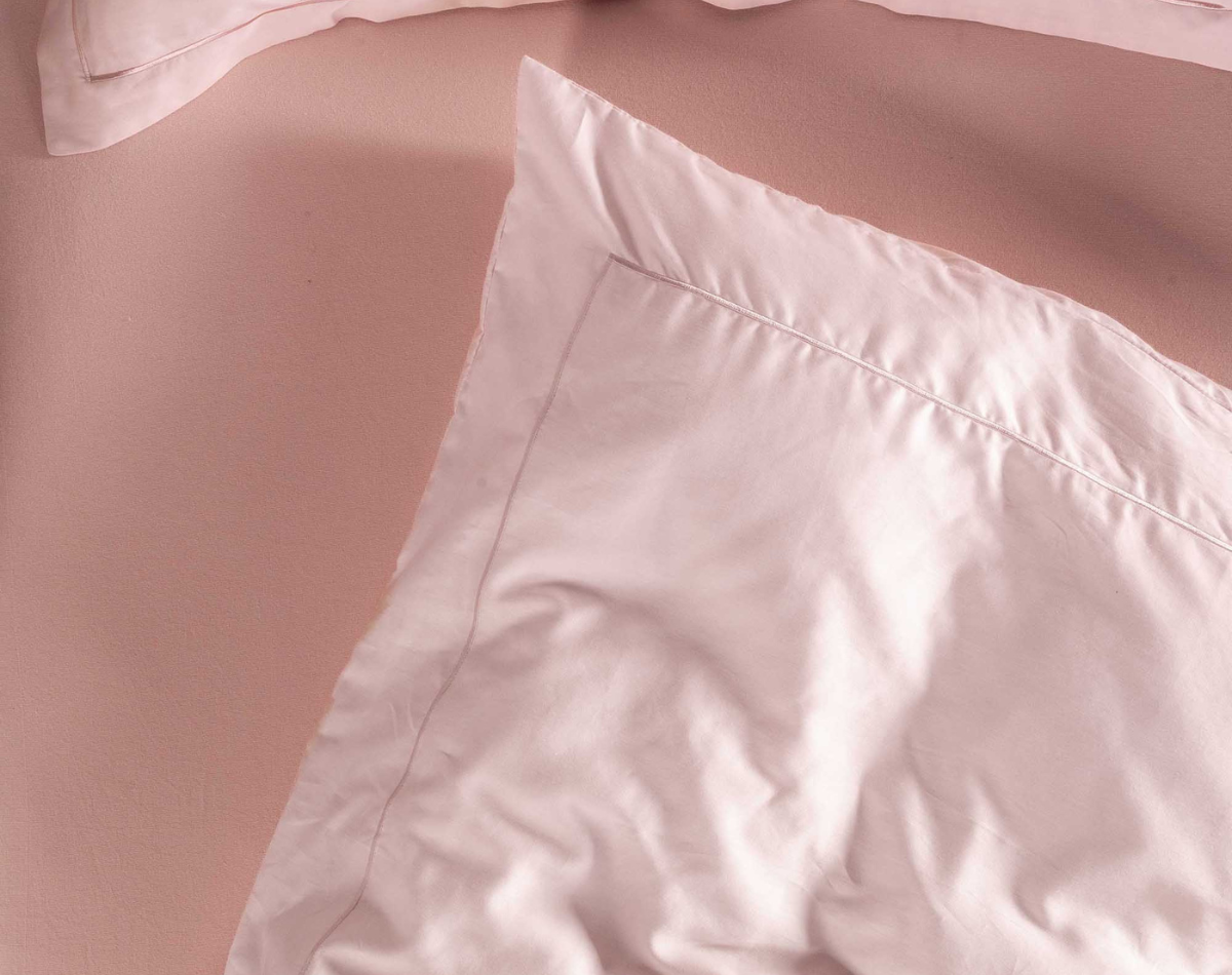 Hoeslaken strak houden: zo blijft je bed altijd netjes