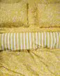 ESSENZA & CO Petite berry lemon yellow Kussensloop 60 x 70 cm