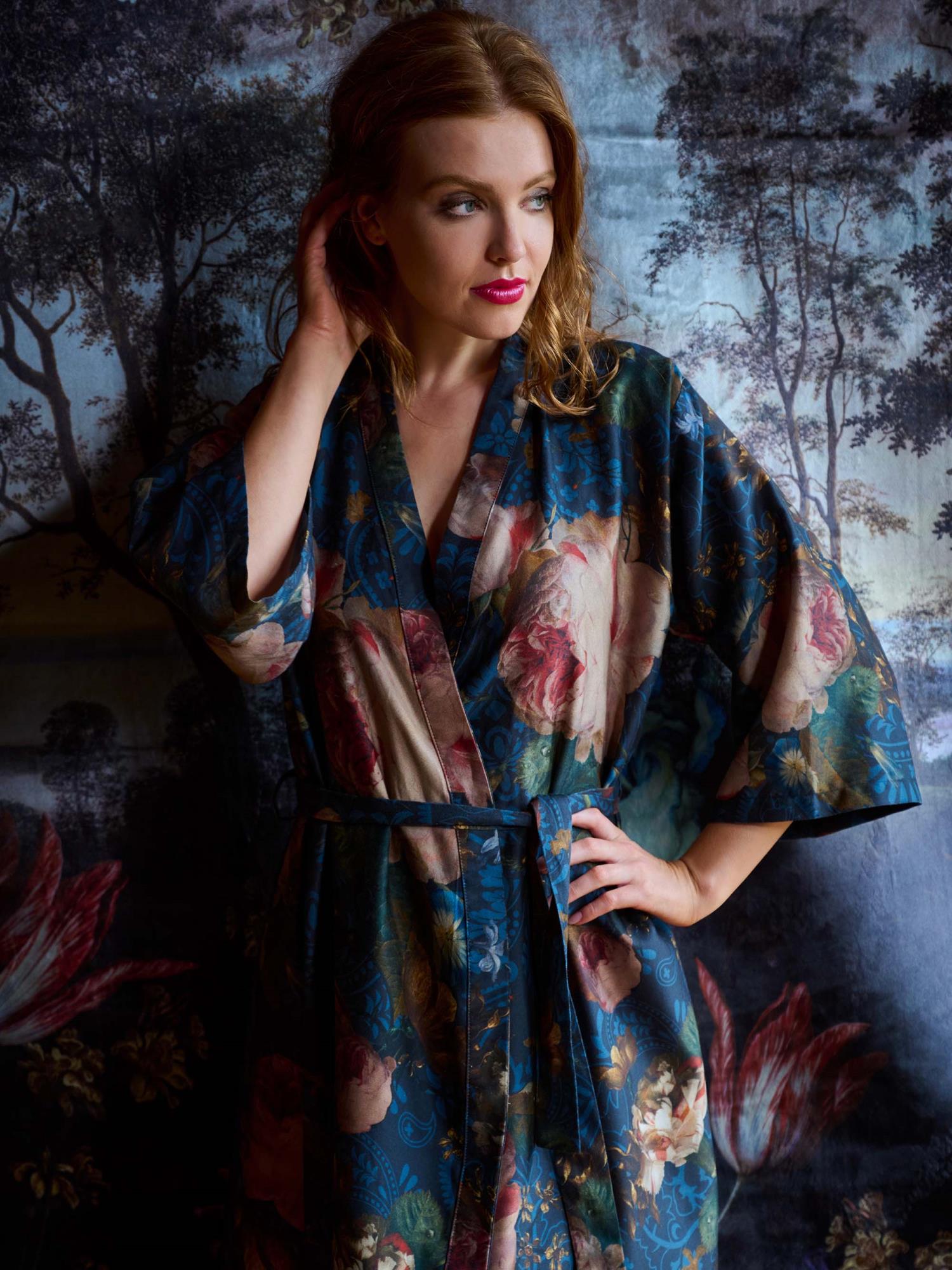 ESSENZA Jula Gallery of Roses Nightblue Kimono S