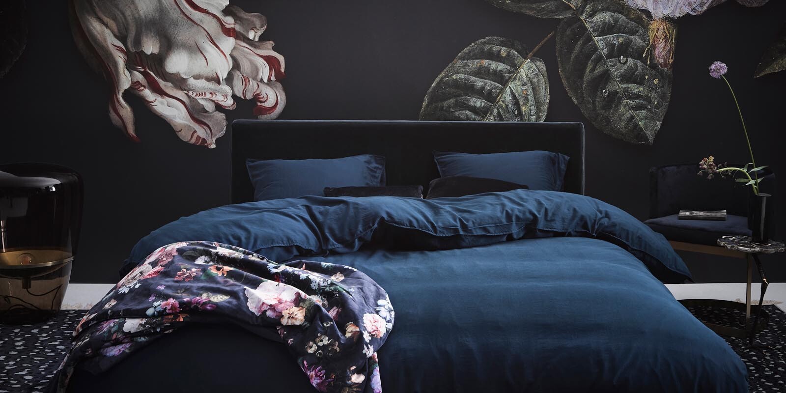ESSENZA Fleur Nightblue Sprei 270 x 265 cm