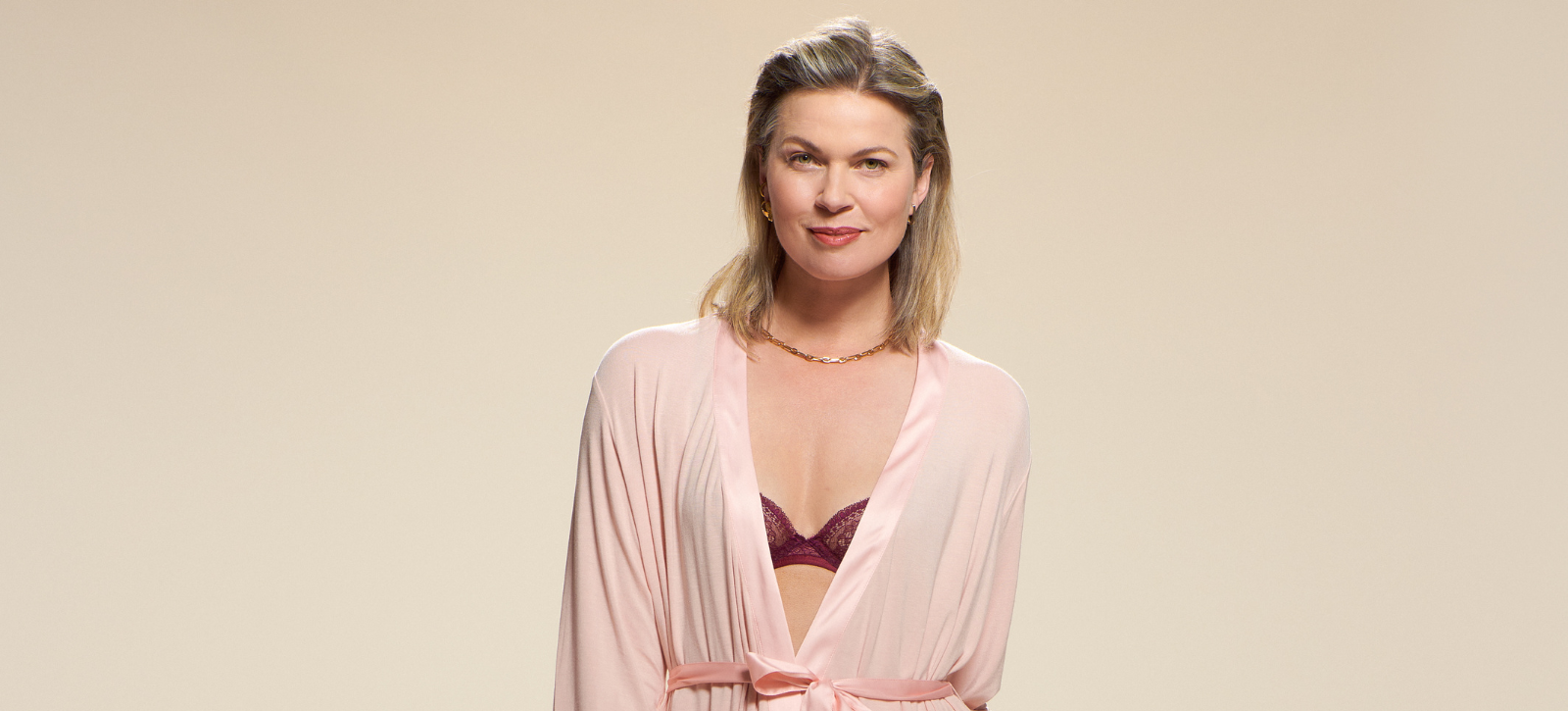 ESSENZA Ambre Uni Evening rose Kimono S